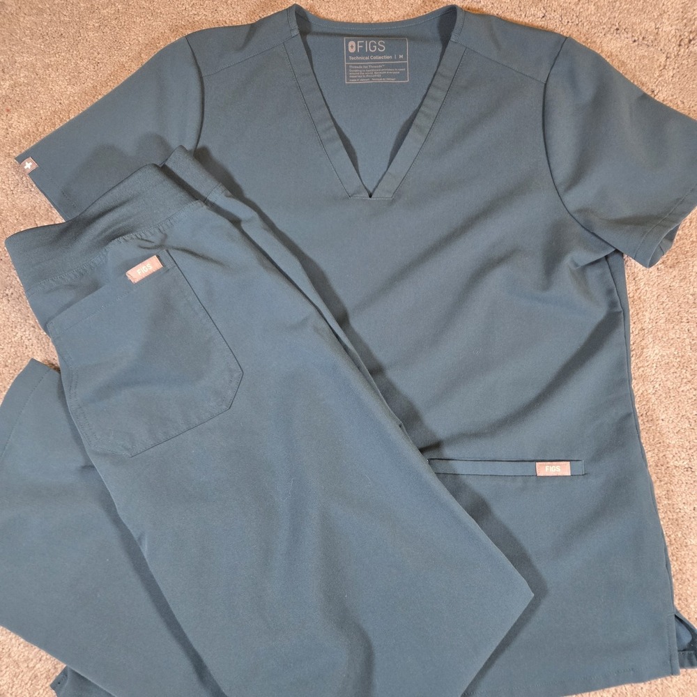 Figs Technical Collection Casma Dark Harbour Top And Pant Set Size Medium